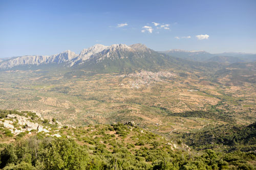 Monte Ortobene, Blick nach Oliena und zum Supramonte