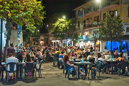 Restaurants in the evening